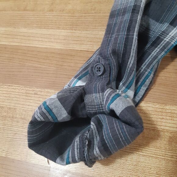 Long Sleeve Plaid Button Down Shirt small - Picture 5 of 8